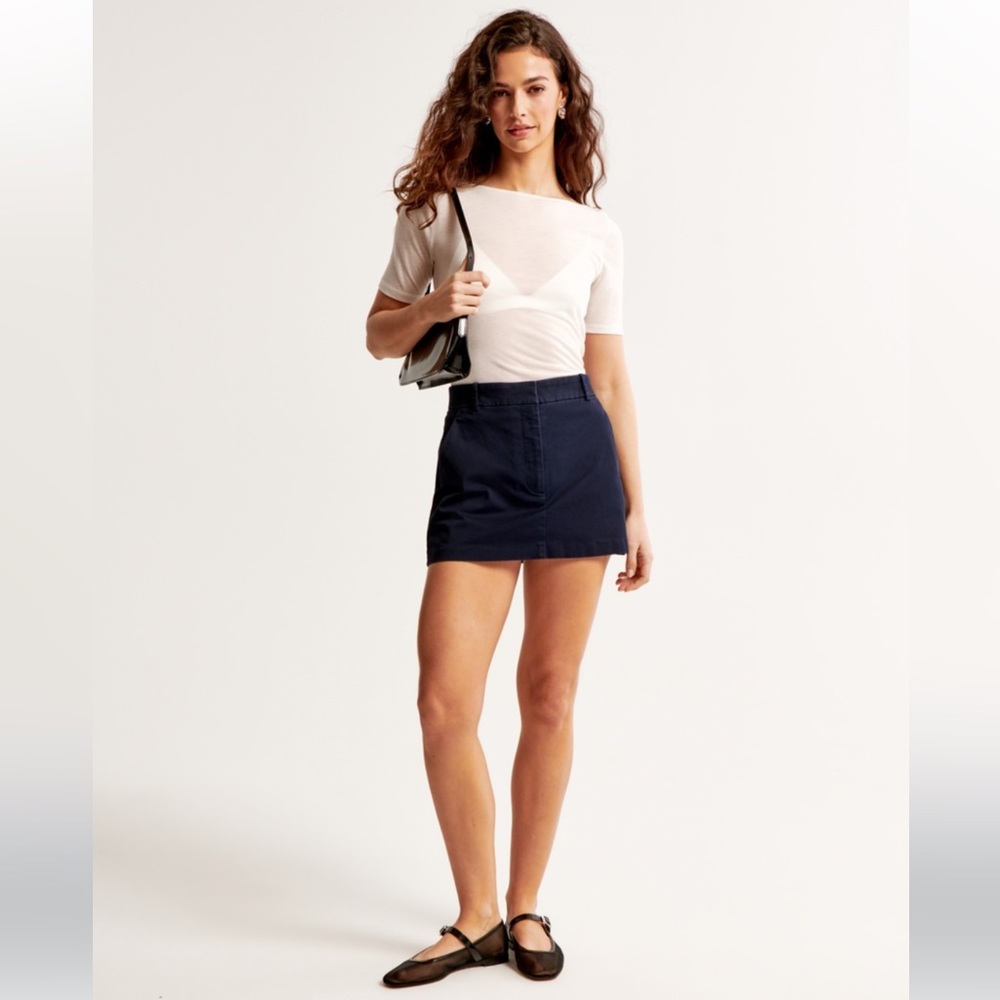 A&F NWT chino mini skort